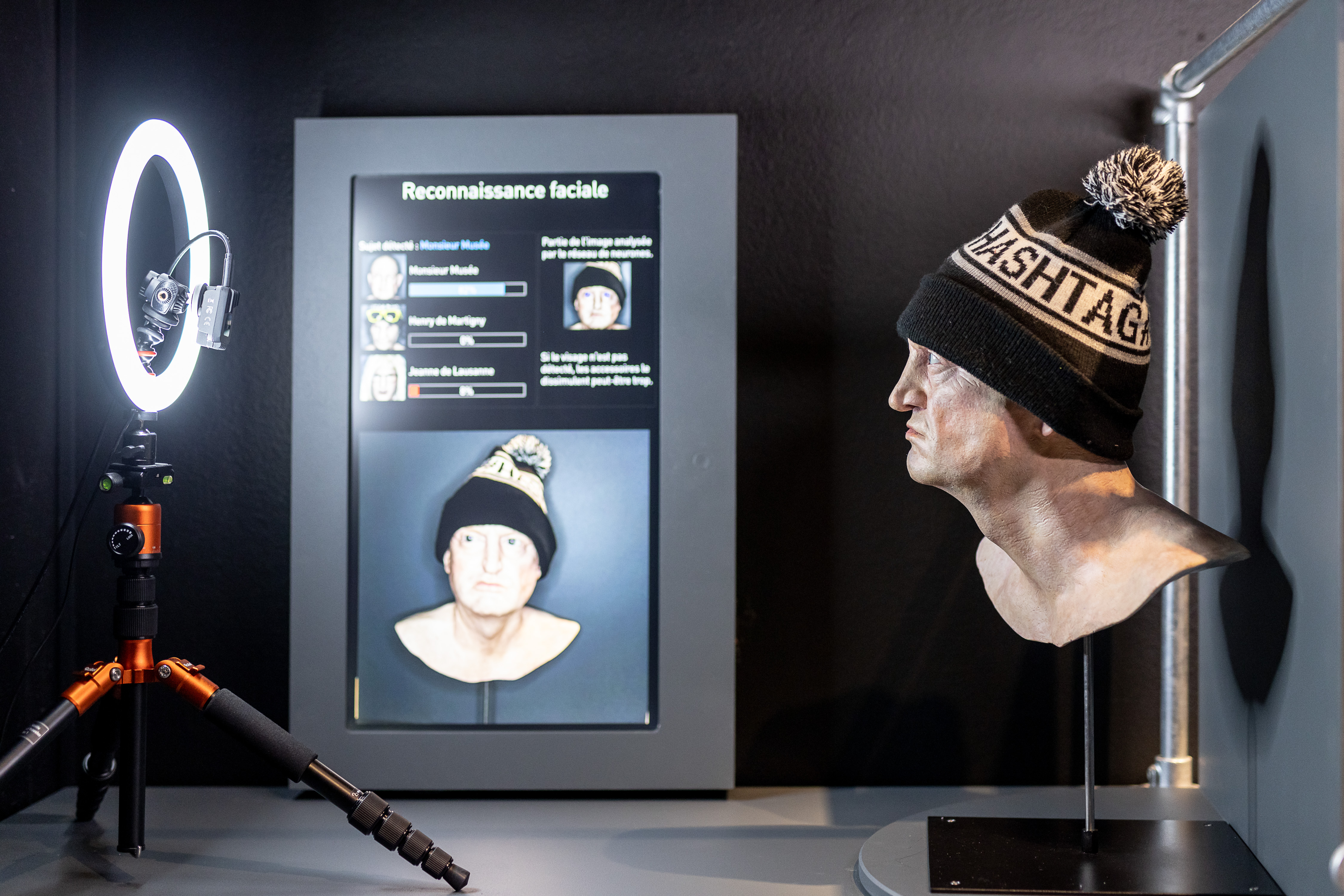 Passer incognito devant une IA? Idiap, Groupe «Biometrics Security & Privacy» © Musée de la main UNIL-CHUV